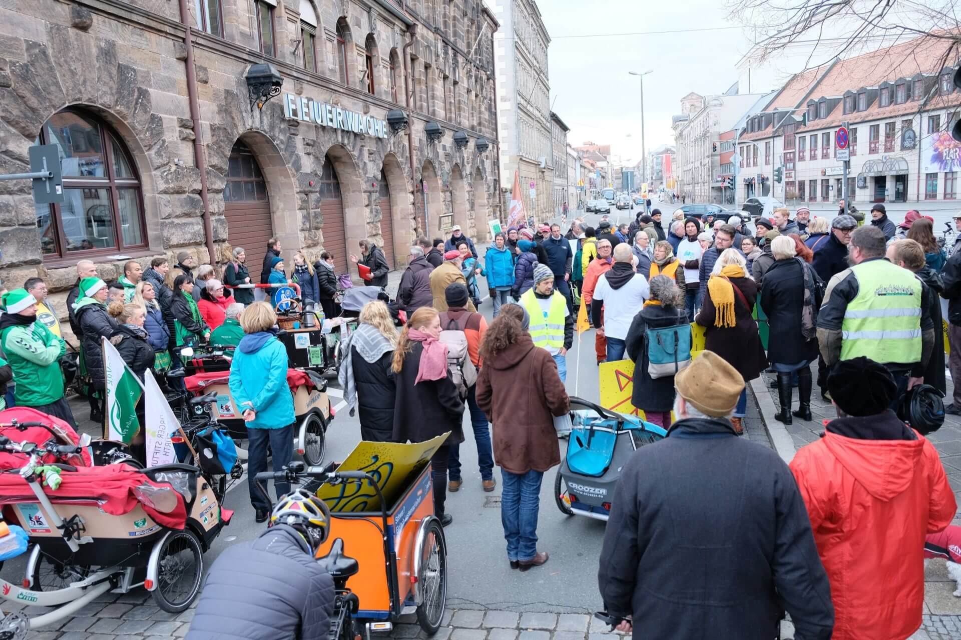 You are currently viewing Aktion vor der Feuerwache am 30.11.19